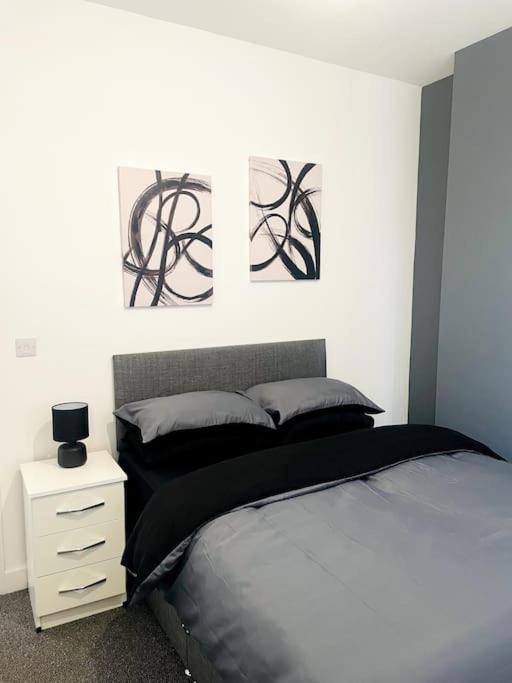 #10Bs 1 Bed Serviced Apartment Derby Buitenkant foto